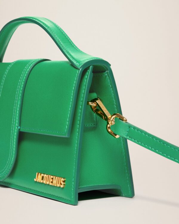 22H213BA007-3037-550_13.jpg Jacquemus Le grand Bambino Crossbody flap bag.