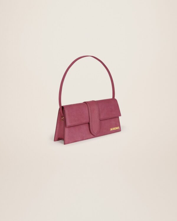22H221BA013-3066-490_2.jpg Jacquemus Le Bambino long Long flap bag.
