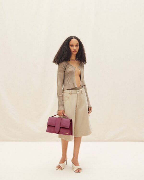 22H221BA014-3066-490_10-scaled-1.jpg Jacquemus Le Bambinou Flap bag.