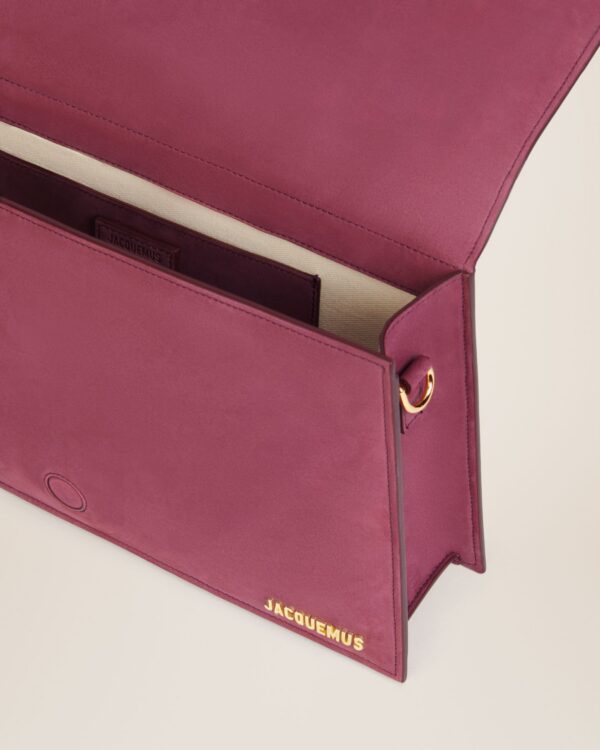 22H221BA014-3066-490_5.jpg Jacquemus Le Bambinou Flap bag.