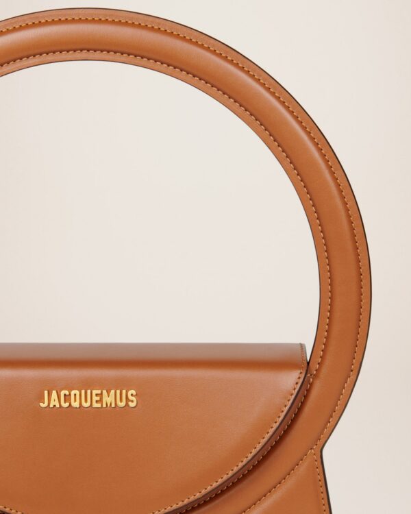 Jacquemus Le sac Rond  Circle purse.
