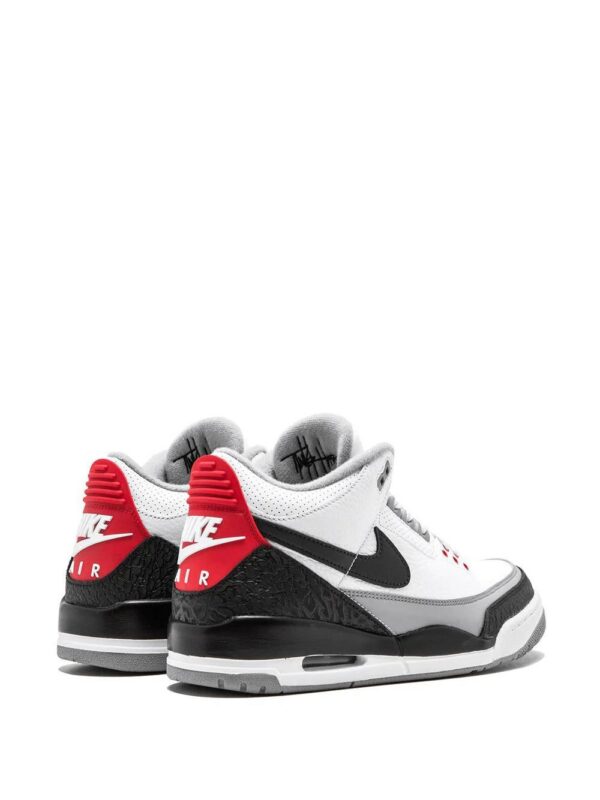 13157589_21514861_1000_03a0ed94-e8ad-42b6-86ba-c6fc0fc30a3c-1.jpg Jordan Air Jordan 3 Retro "Tinker Hatfield" sneakers
