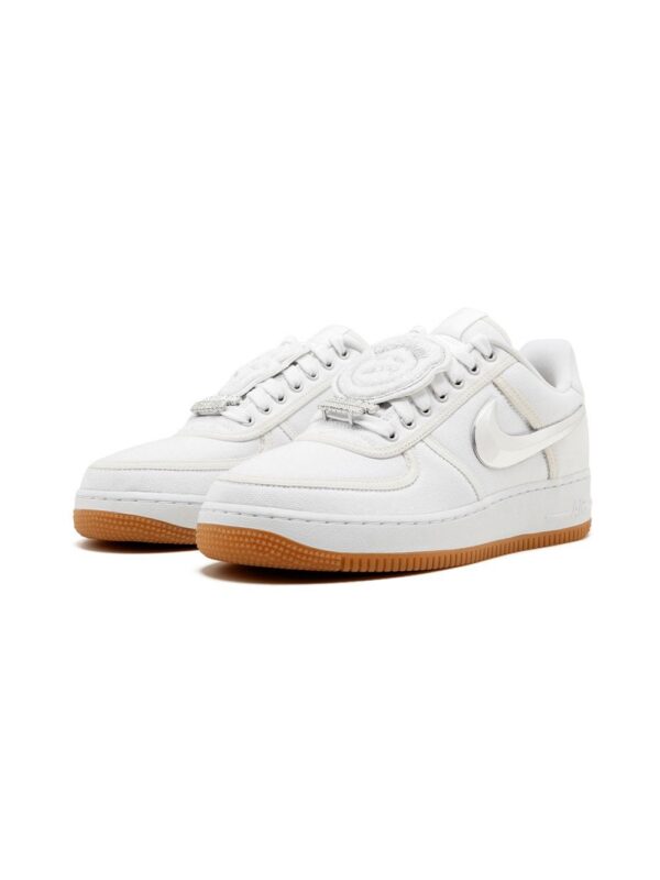 13158176_14643310_1000-1.jpg Nike x Travis Scott Air Force 1 Low sneakers