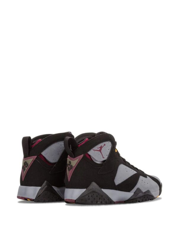 13159149_21517100_1000-1.jpg Jordan Air Jordan 7 Retro sneakers