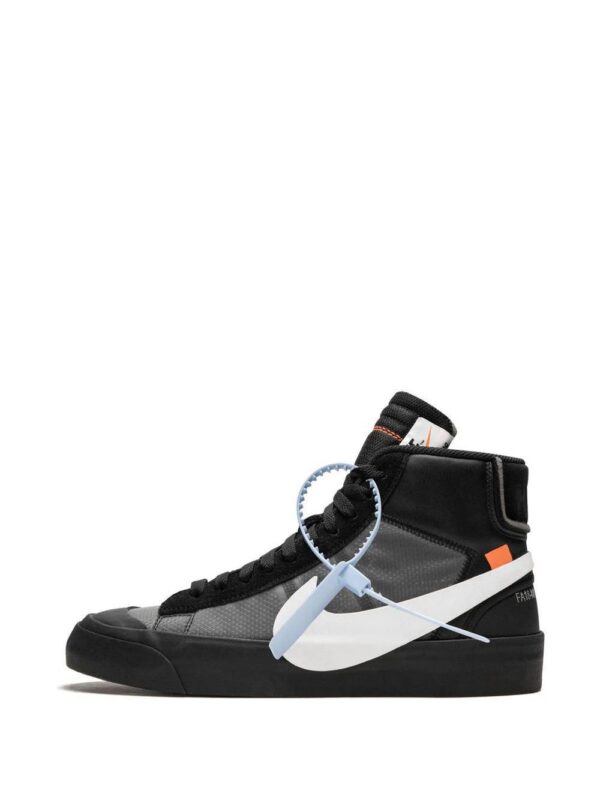 13555690_21559136_1000-1.jpg Nike X Off-White x Off-White Blazer Mid sneakers