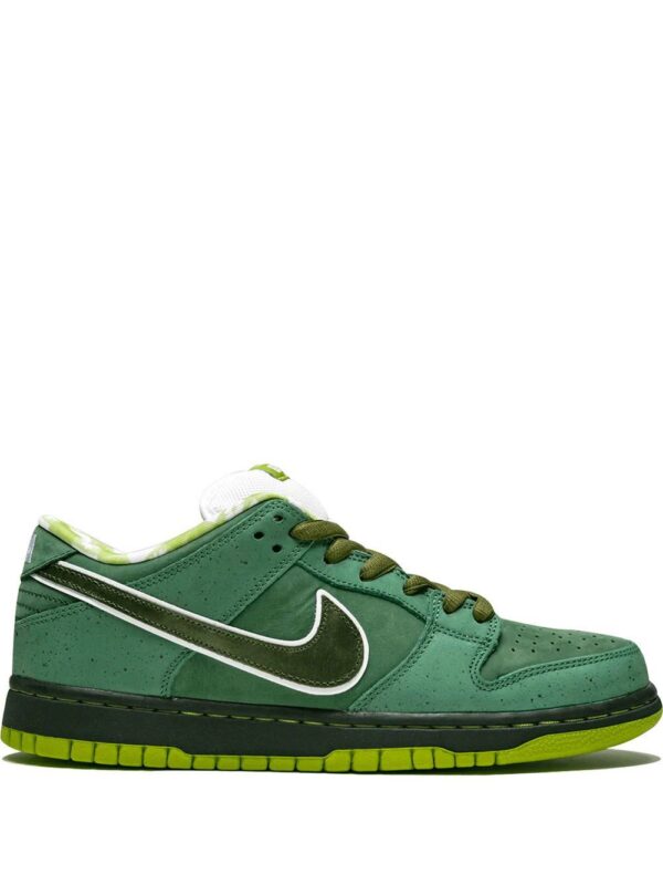 13678264_25515300_1000.jpg Nike Dunk low-top 'Green Lobster' sneakers