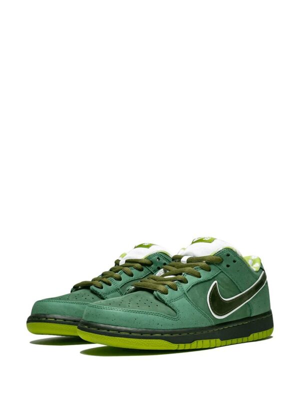 13678264_25515301_1000-1.jpg Nike Dunk low-top 'Green Lobster' sneakers