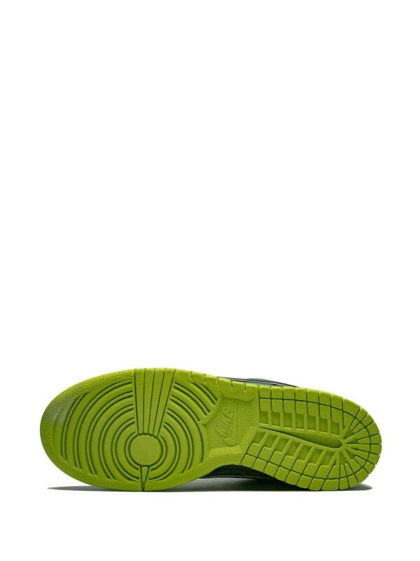 13678264_25515304_1000-1.jpg Nike Dunk low-top 'Green Lobster' sneakers