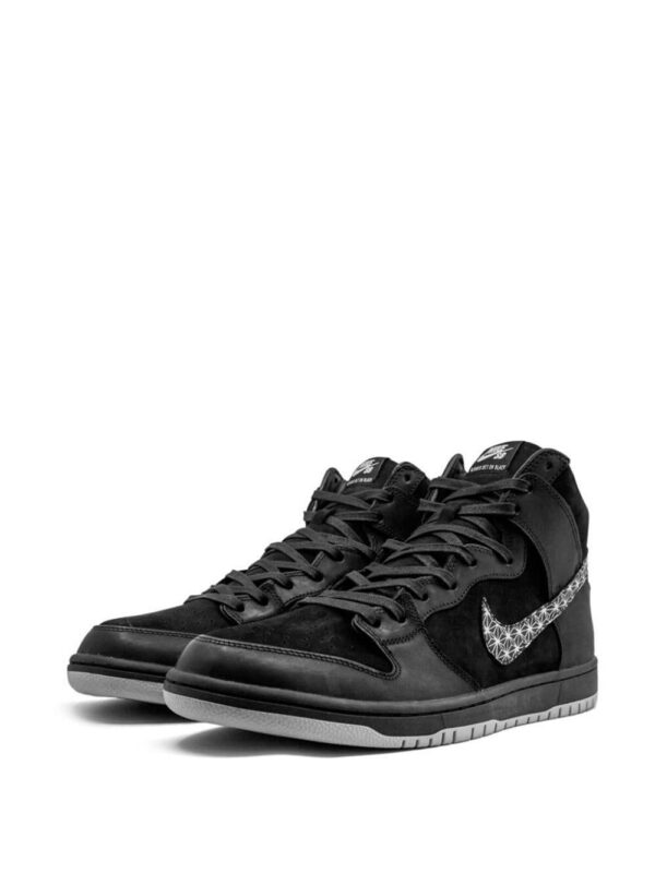 13678400_21609736_1000-1.jpg Nike x Black Bar Sb Zoom Dunk High Pro Qs sneakers