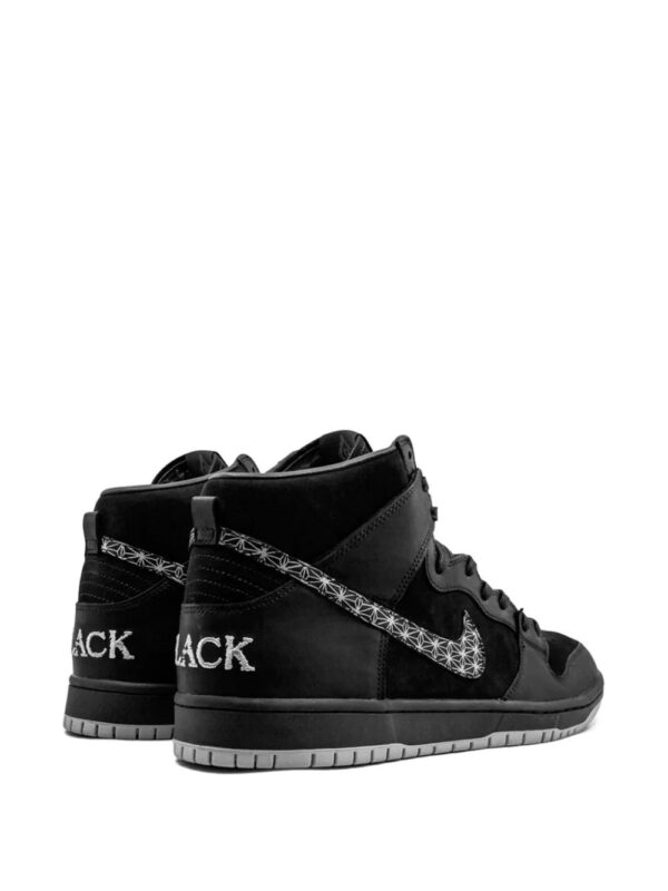 13678400_21609739_1000-1.jpg Nike x Black Bar Sb Zoom Dunk High Pro Qs sneakers