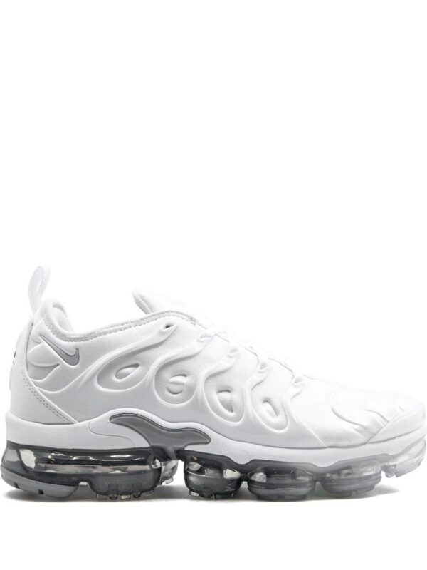 13678736_17111255_1000.jpg Nike Vapormax Plus sneakers
