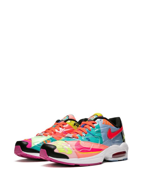 14027375_18284610_1000-1.jpg Nike x atmos Air Max 2 Light QS sneakers