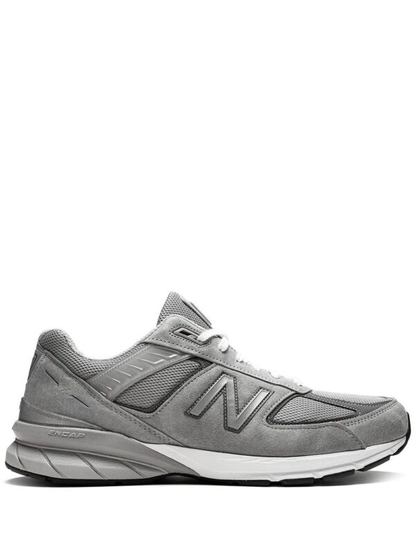 14105633_33204598_1000-1.jpg New Balance M990 low-top sneakers