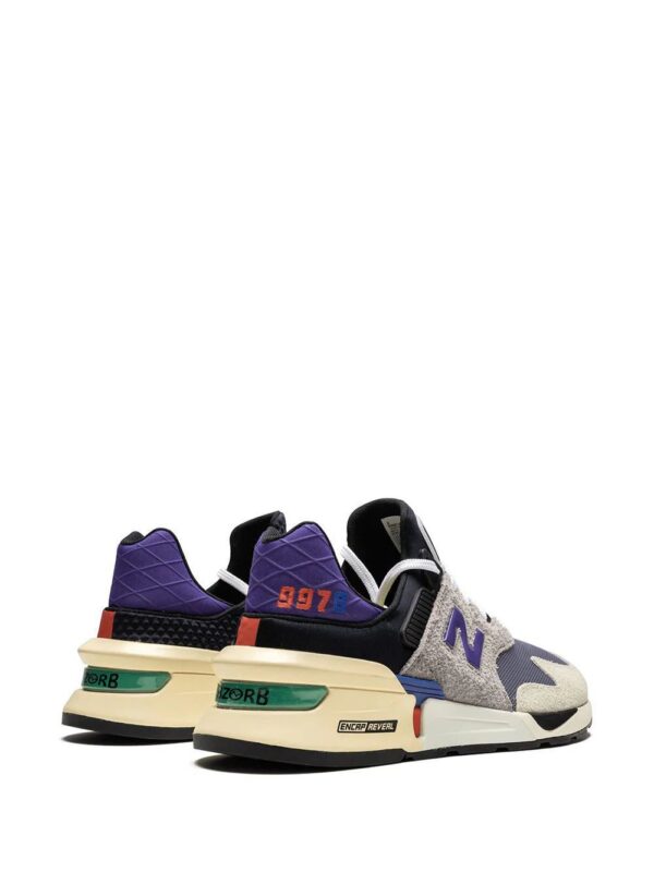 14106598_18626654_1000-1.jpg New Balance Bodega sneakers