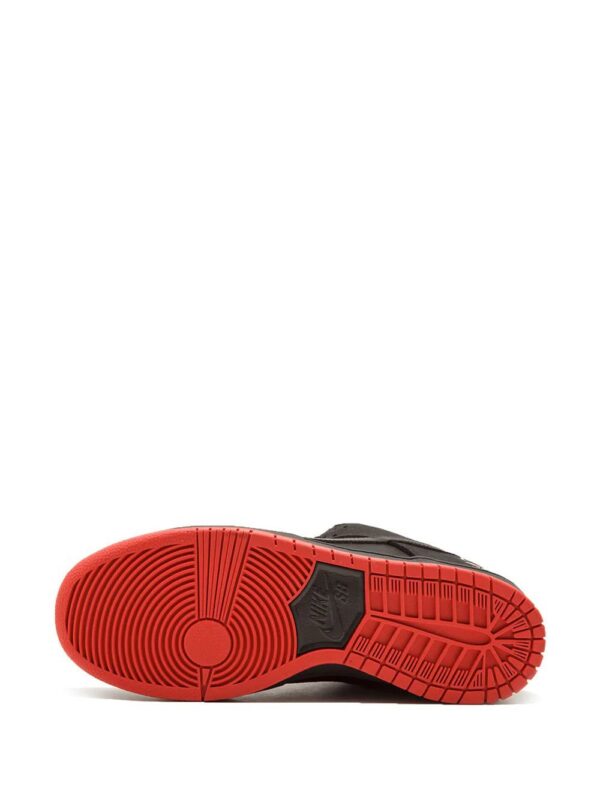 Nike  Dunk Low SB TRD QS sneakers
