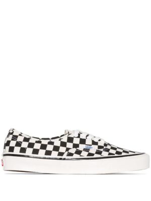 14190865_23251768_1000.jpg Vans UA Authentic 44 DX sneakers