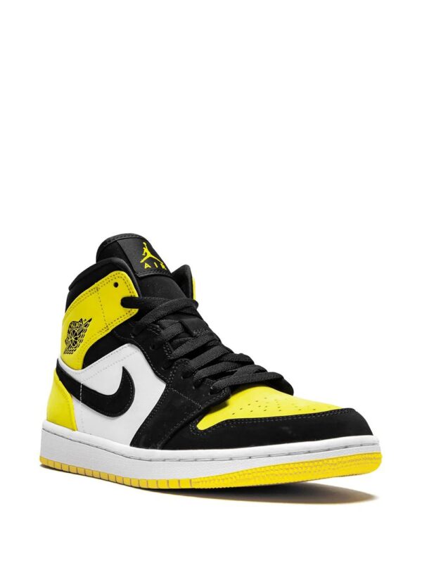 14238129_20215429_1000-1.jpg Jordan Air Jordan 1 Mid SE yellow toe