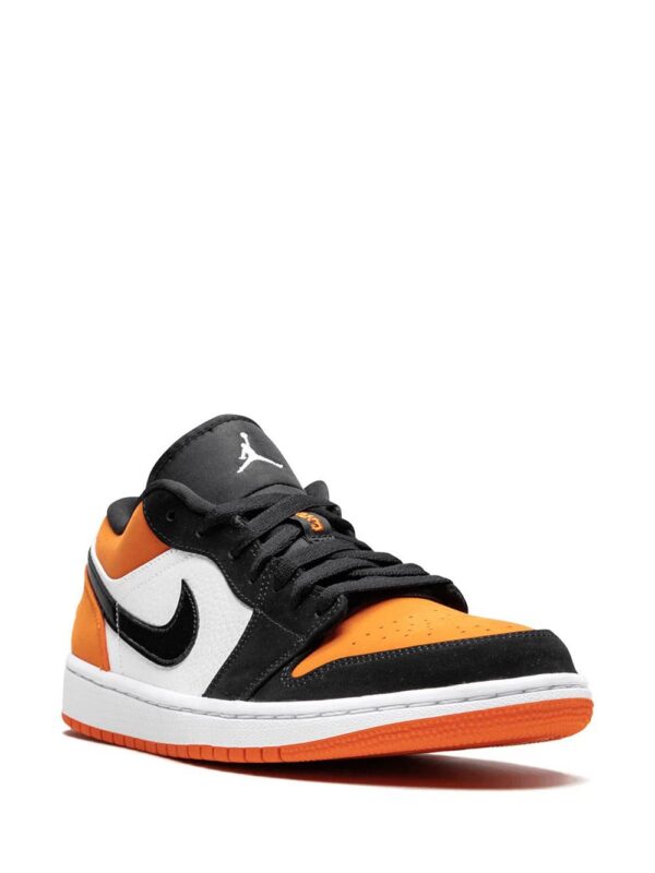 14441087_21177469_1000-1.jpg Jordan Air Jordan 1 Low shattered backboard