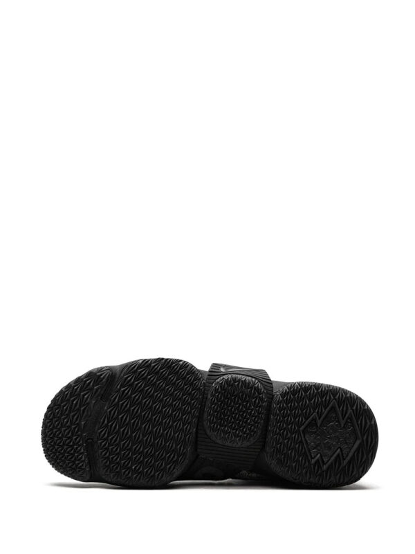 Nike  lebron 15 lif sneakers
