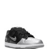 14531742_21850935_1000-1.jpg Nike x Supreme SB Dunk Low sneakers