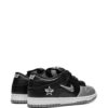 14531742_21850942_1000-1.jpg Nike x Supreme SB Dunk Low sneakers