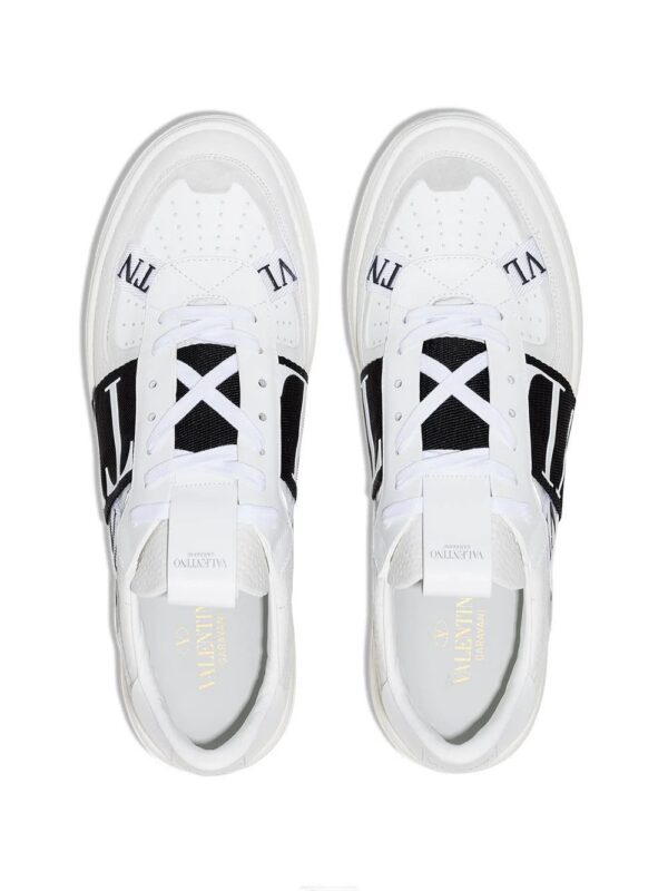 14712348_26204181_1000_b5656aee-9249-4f8c-86fa-bc72f46cc8dd.jpg Valentino Garavani VL7N low-top sneakers