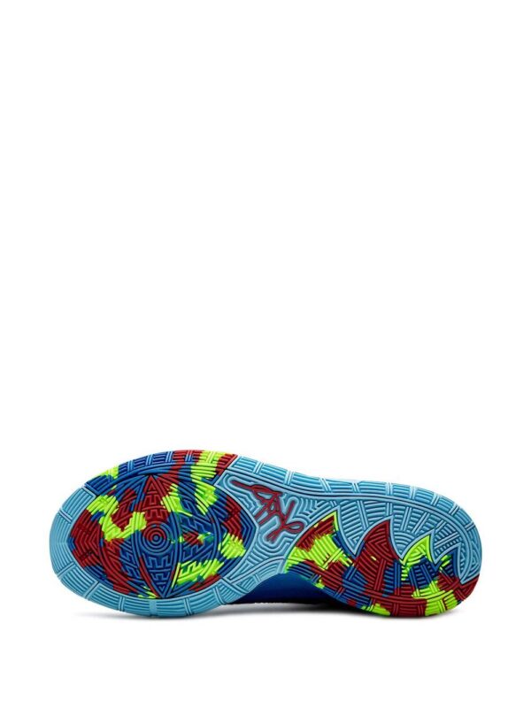 14737411_23543994_1000-1.jpg Nike Kyrie 6 Pre Heat sneakers