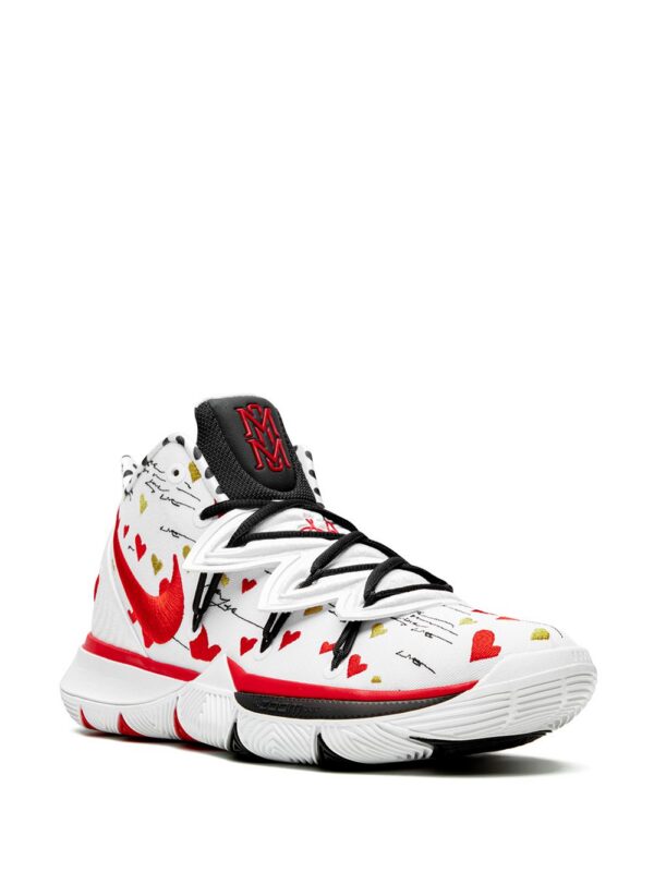 Nike  Kyrie 5 sneakers