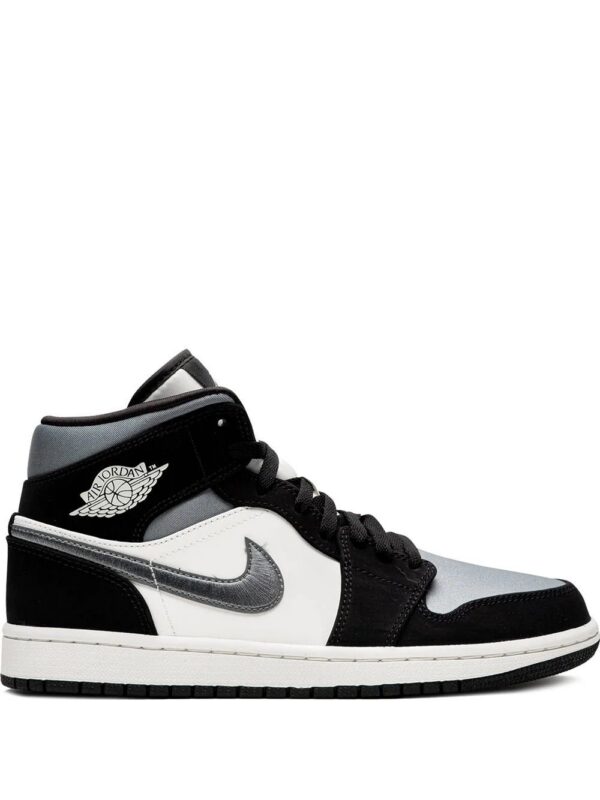 Jordan  Air Jordan 1 Mid SE satin grey