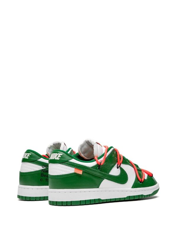 14883424_24281447_1000.jpg Nike Dunk Low sneakers