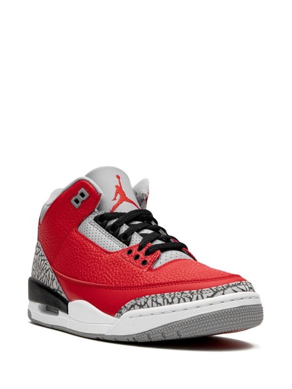 Jordan  Air Jordan 3 Retro red cement / Unite