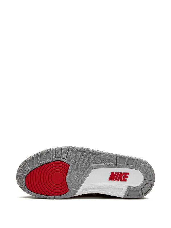 Jordan  Air Jordan 3 Retro red cement / Unite