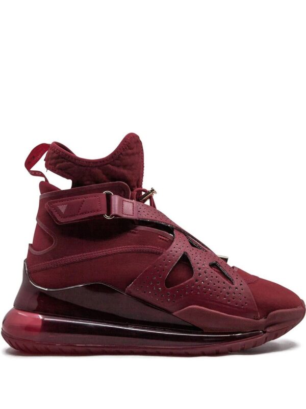 Jordan  Air Latitude 720 L sneakers