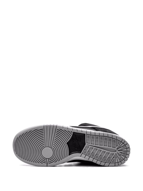 15158258_37165037_1000.jpg Nike SB Dunk Low sneakers