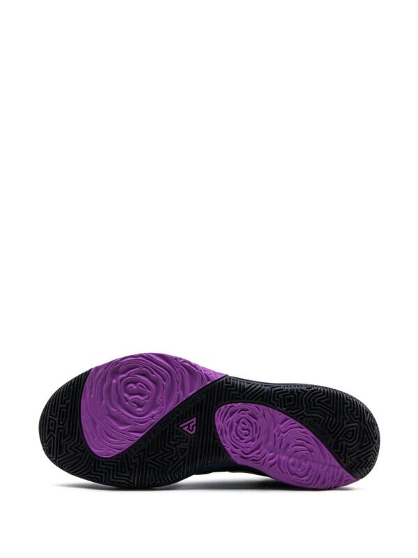 15184728_26127796_1000-1.jpg Nike Zoom Freak 1 sneakers