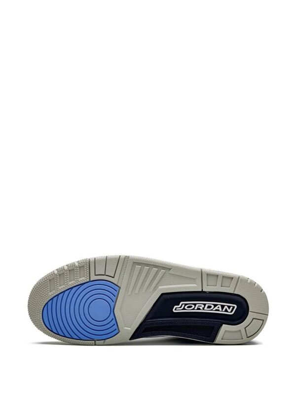 15269532_26970312_1000_2c82db9f-b7f0-42d8-96dd-67b9cfdb2d26-1.jpg Jordan Air Jordan 3 Retro unc