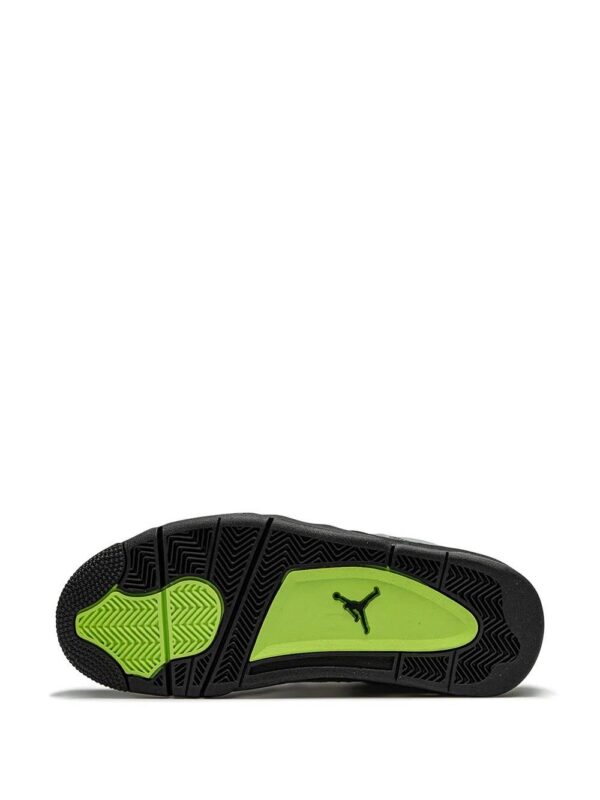 15312596_26667595_1000-1.jpg Jordan Air Jordan 4 Retro SE neon sneakers