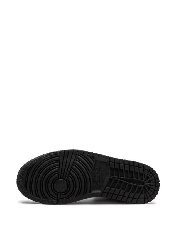 15387442_27058187_1000-1.jpg Jordan Air Jordan 1 Mid Chicago black toe