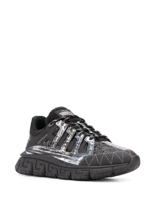 15425306_29453623_1000.jpg Versace Trigreca low-top sneakers
