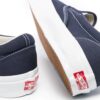 15468258_28300778_1000.jpg Vans UA OG Authentic slip-on sneakers