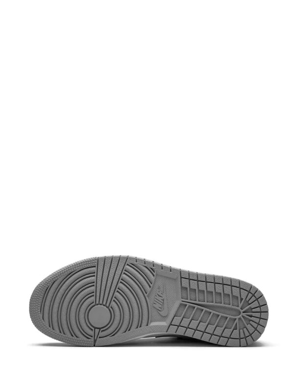 15541764_29624196_1000-1.jpg Jordan Air Jordan Retro Low sneakers