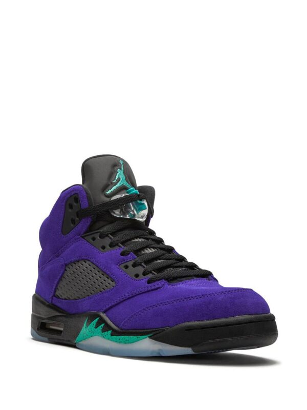 15611843_28291140_1000-1.jpg Jordan Air Jordan 5 Retro "Alternate Grape" sneakers
