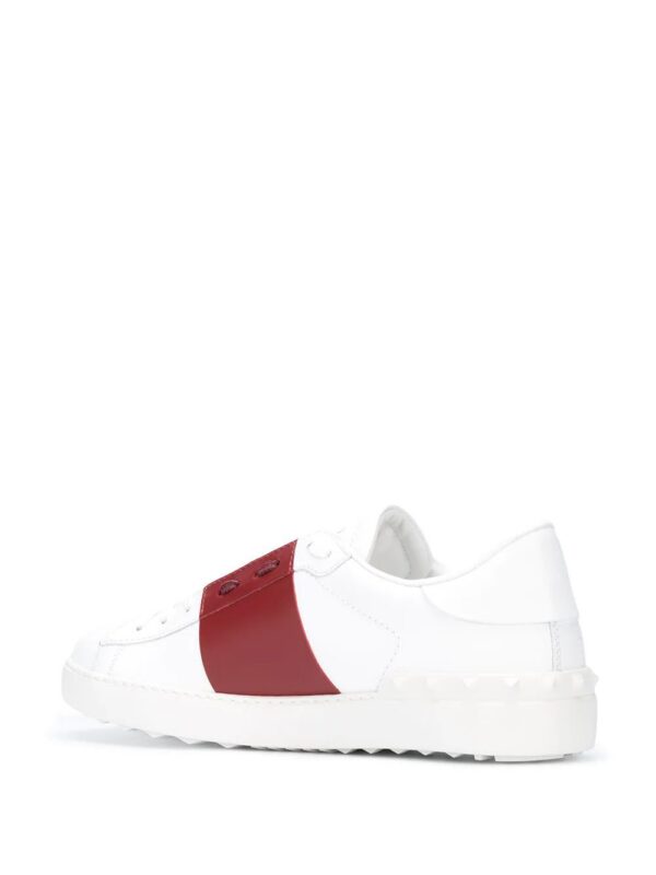 15630186_28368504_1000.jpg Valentino Garavani contrast-band leather sneakers