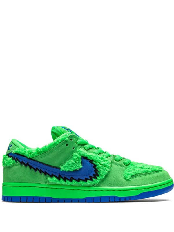 15645872_28291163_1000.jpg Nike x Grateful Dead SB Dunk Low sneakers