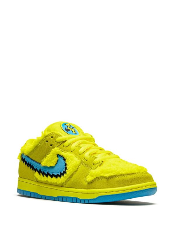 15645873_28291167_1000-1.jpg Nike x Grateful Dead SB Dunk Low sneakers