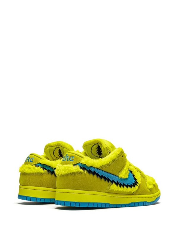 15645873_28291169_1000-1.jpg Nike x Grateful Dead SB Dunk Low sneakers
