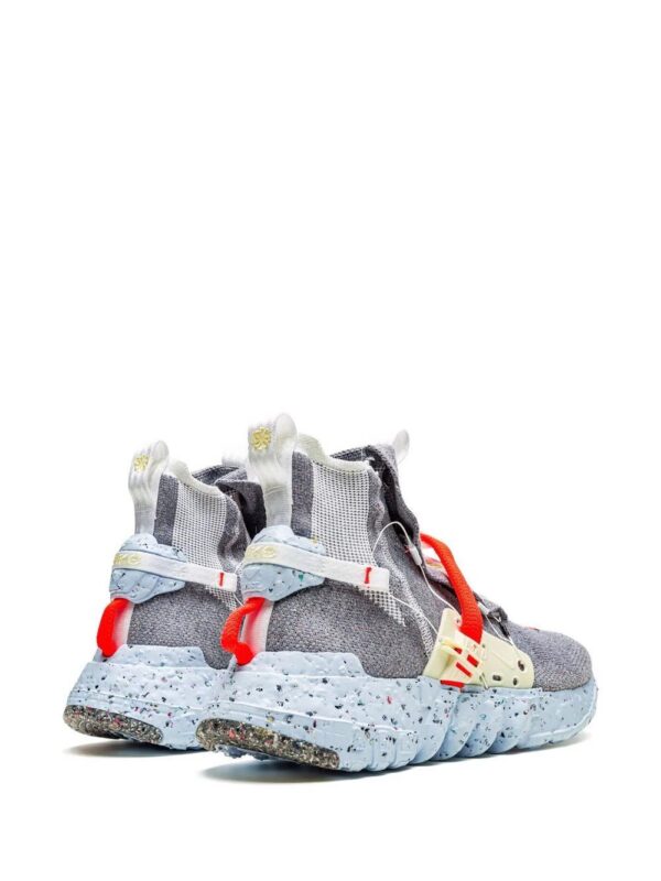 15787782_37175043_1000-1.jpg Nike Space Hippie 03 sneakers