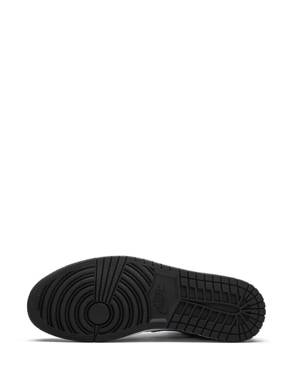 15787789_28873744_1000_4404c26e-0e9f-4bb8-8d39-30459213f094-1.jpg Jordan Air Jordan 1 Low “Game Royal” sneakers
