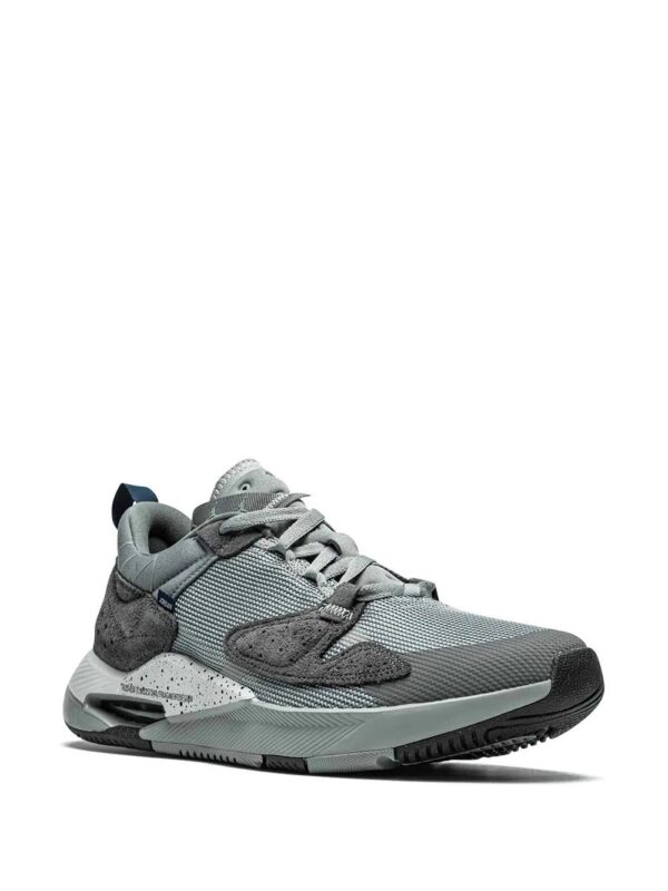 15816303_29860795_1000-1.jpg Jordan Jordan Air Cadence sneakers