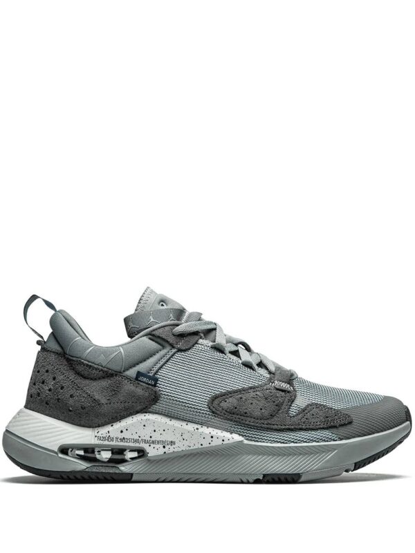 15816303_29860797_1000-1.jpg Jordan Jordan Air Cadence sneakers